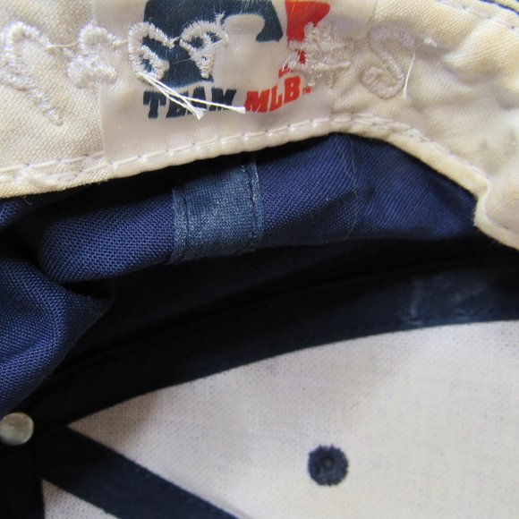 CLEVELAND INDIANS Vintage Team MLB ‘Chief Wahoo’ Adjustable Adult Men Cap Hat G - Picture 10 of 14